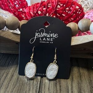 Jasmine Gold and White Earrings